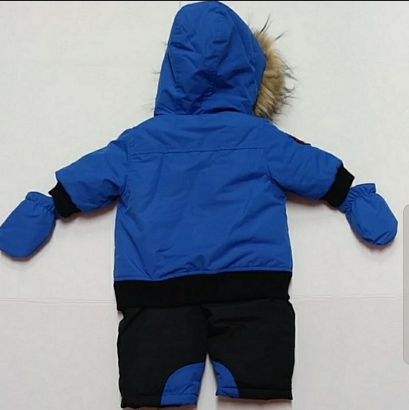 CANADA WEATHER GEAR BABY SNOWSUIT SZ 3/6 MONTHS - Picture 3 of 5